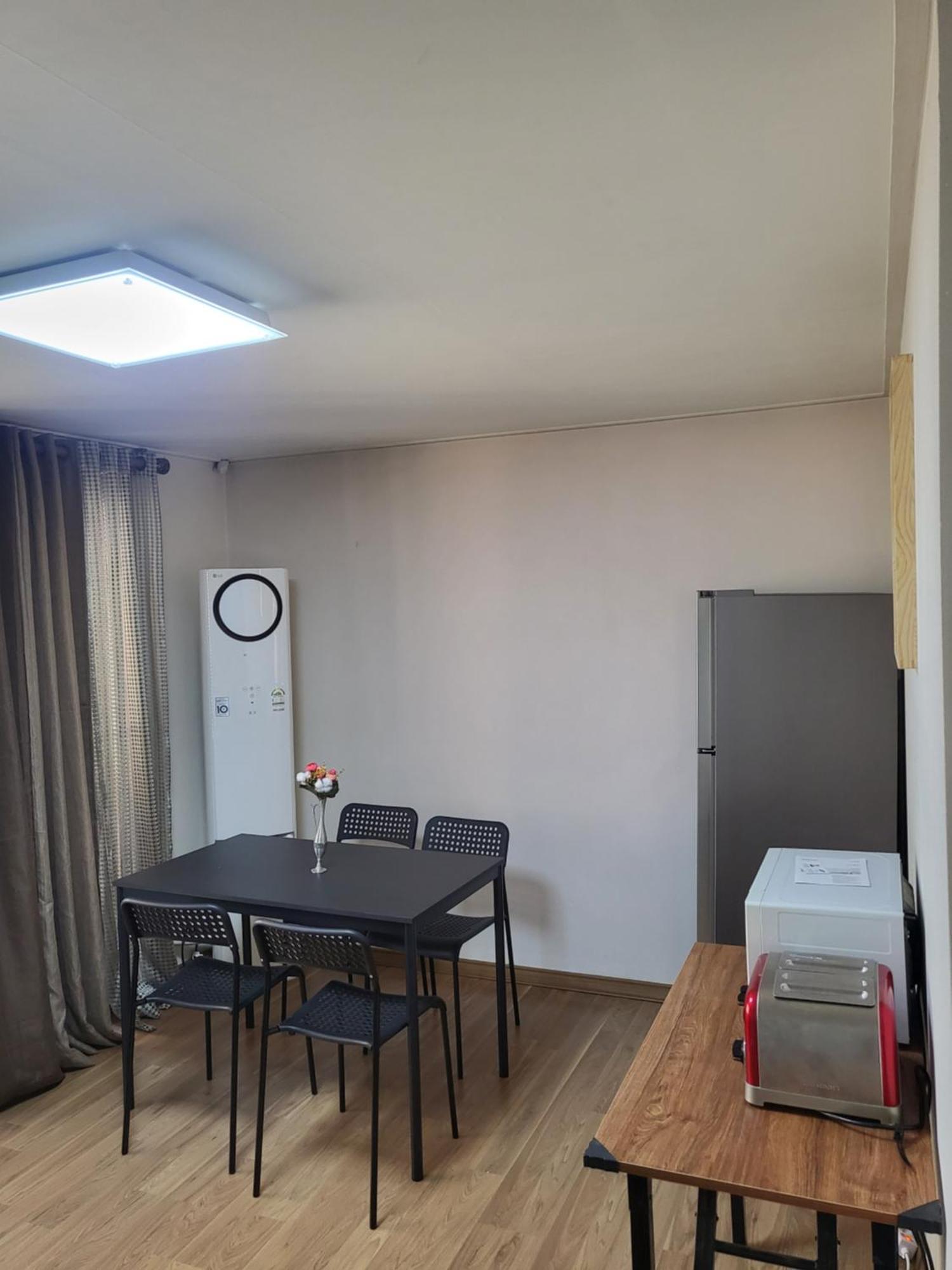 Red Guesthouse Сеул Екстериор снимка
