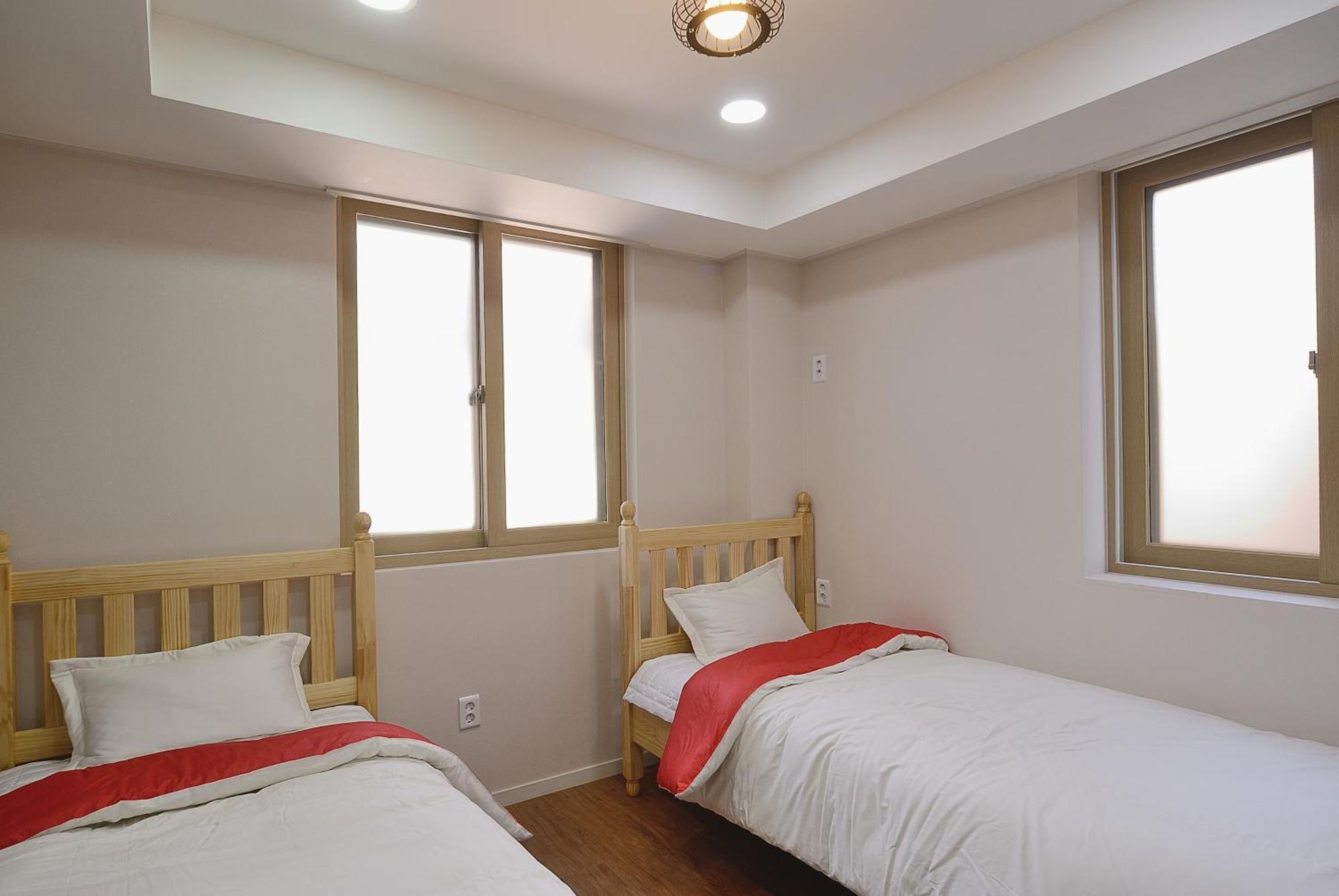 Red Guesthouse Сеул Екстериор снимка
