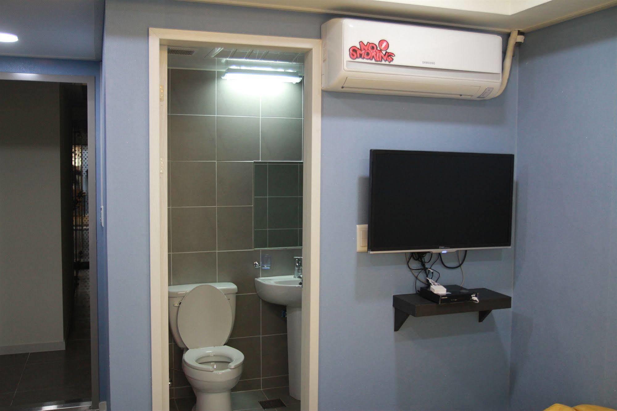 Red Guesthouse Сеул Екстериор снимка