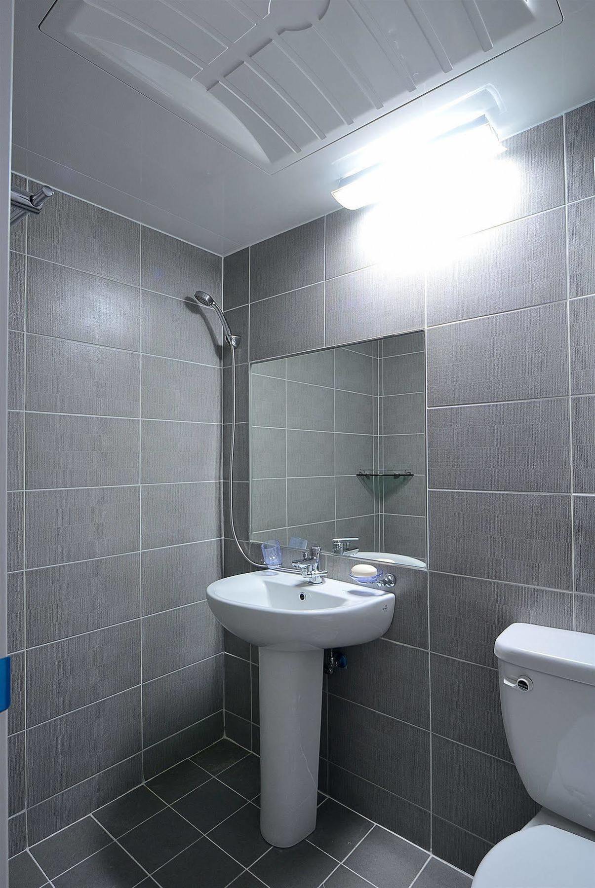 Red Guesthouse Сеул Екстериор снимка