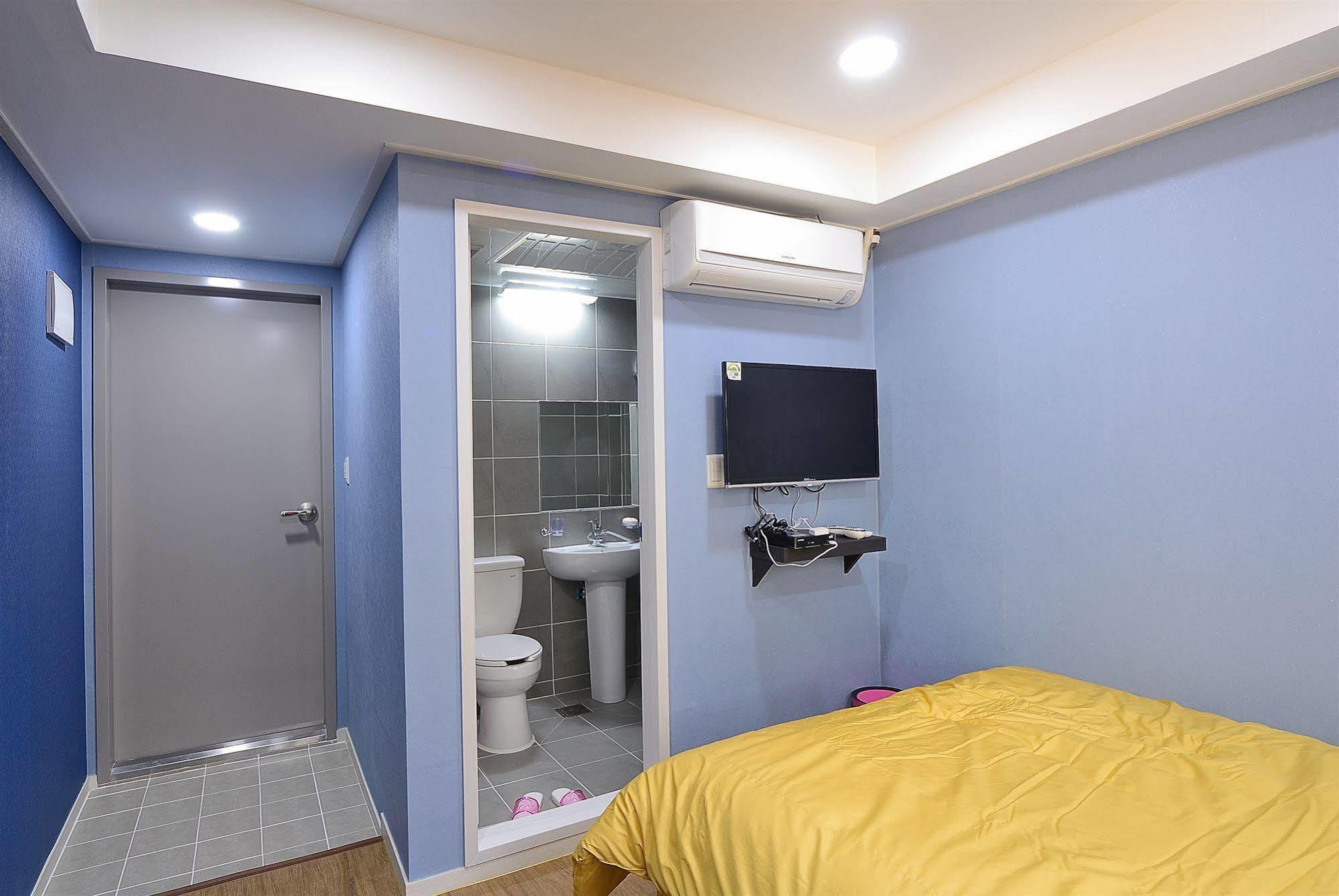 Red Guesthouse Сеул Екстериор снимка